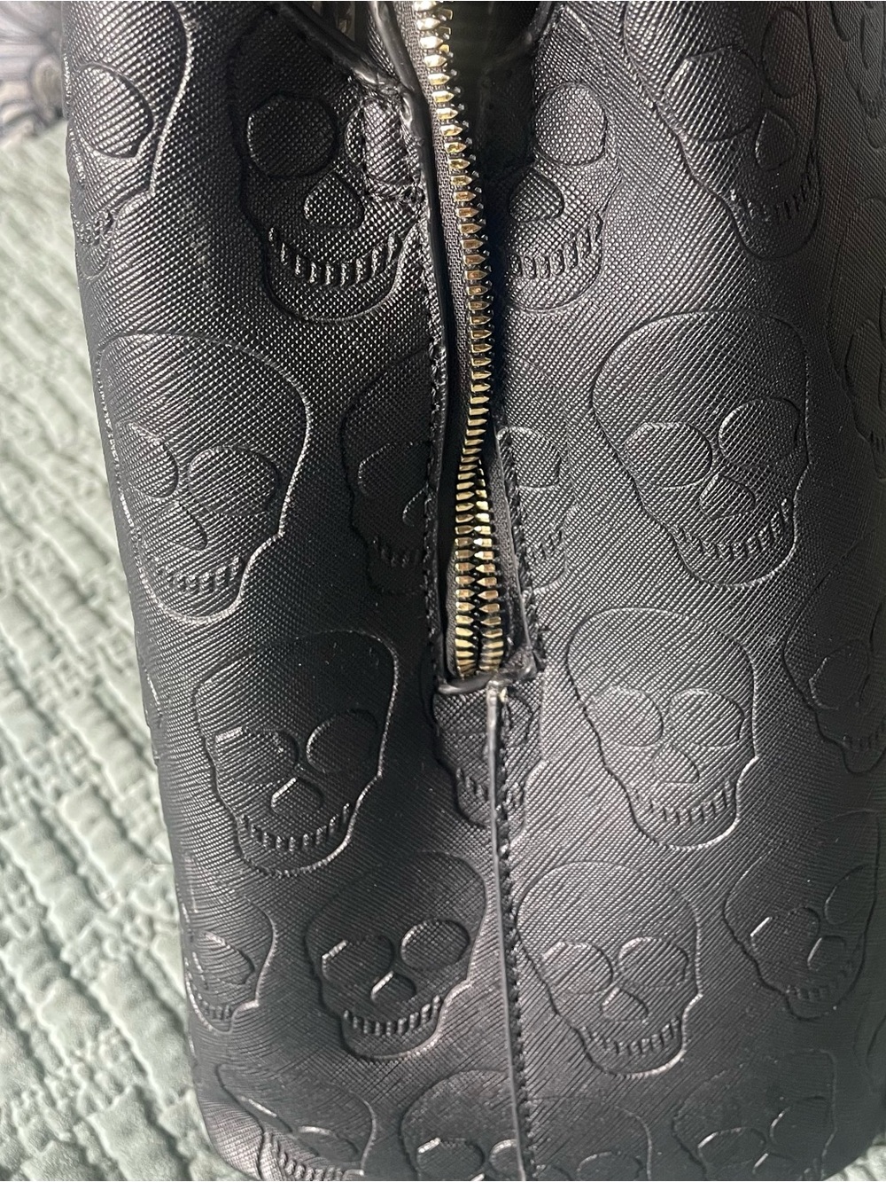 Betsy Johnson Skullicious Black Embossed Skull Satchel Bag Purse - Picture 4 of 8